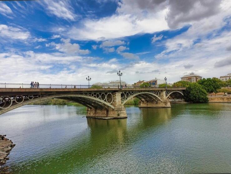Apartamento Exclusive Triana - Ribera Del Guadalquivir Sevilla Exteriör bild